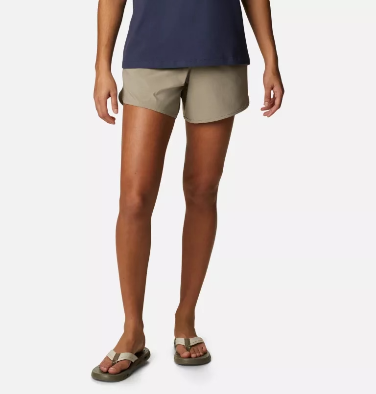 Columbia Women's Bogata Bay™ Stretch Shorts