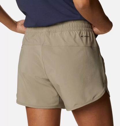 Columbia Women's Bogata Bay™ Stretch Shorts